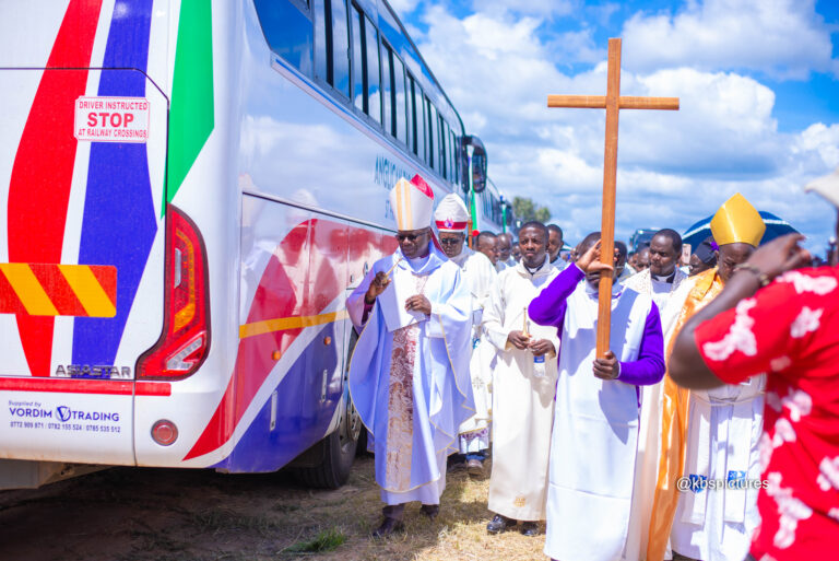 anglican buses-8156